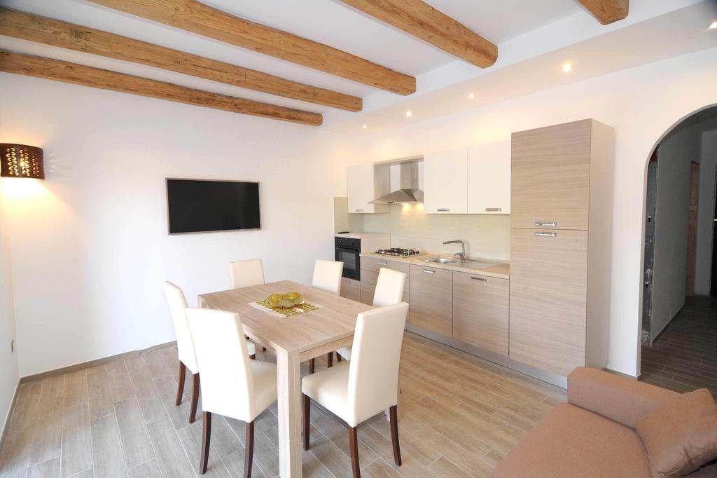 Residence Tanaunella Budoni Cameră foto